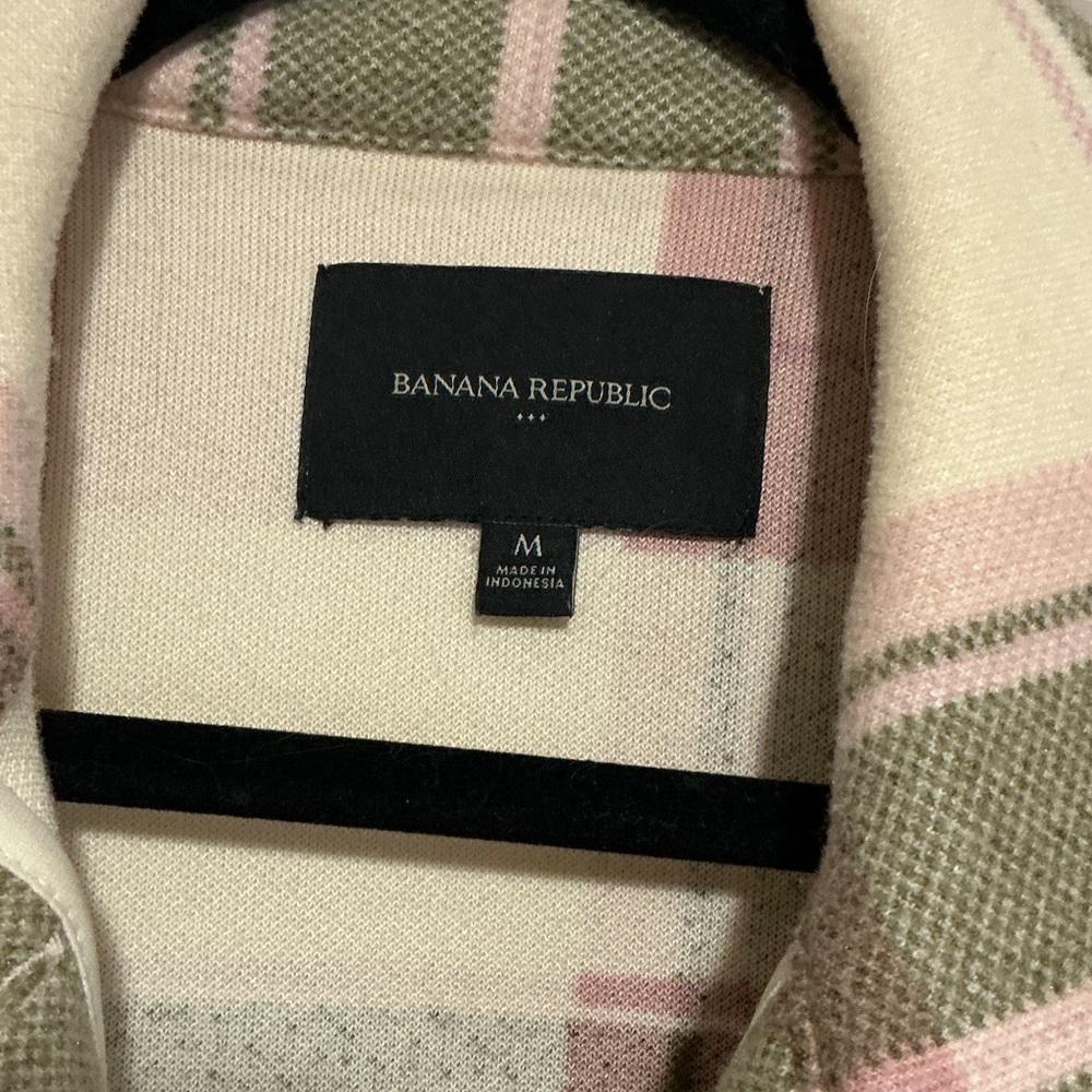 Banana Republic Cream and Pink Plaid shacket - Picture 2 of 3